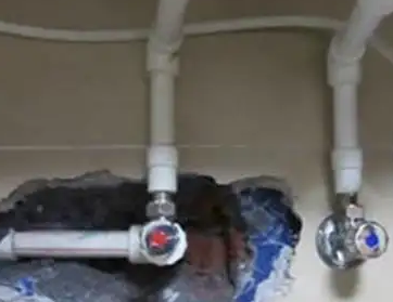 沙市卫生间漏水维修公司分享下卫生间漏水是我们日常生活中常见的一种